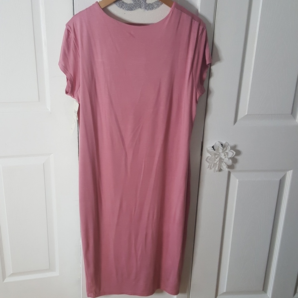 Short sleeve dress - Picture 5 of 8